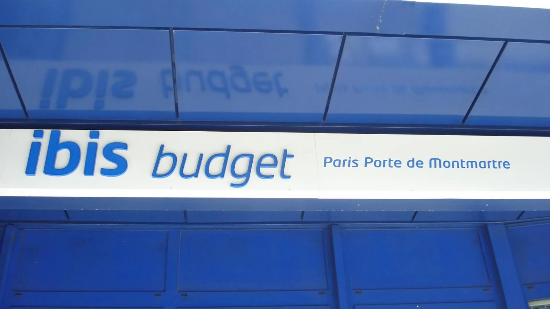 Hotel Ibis Budget Paris Porte De Montmartre 2*