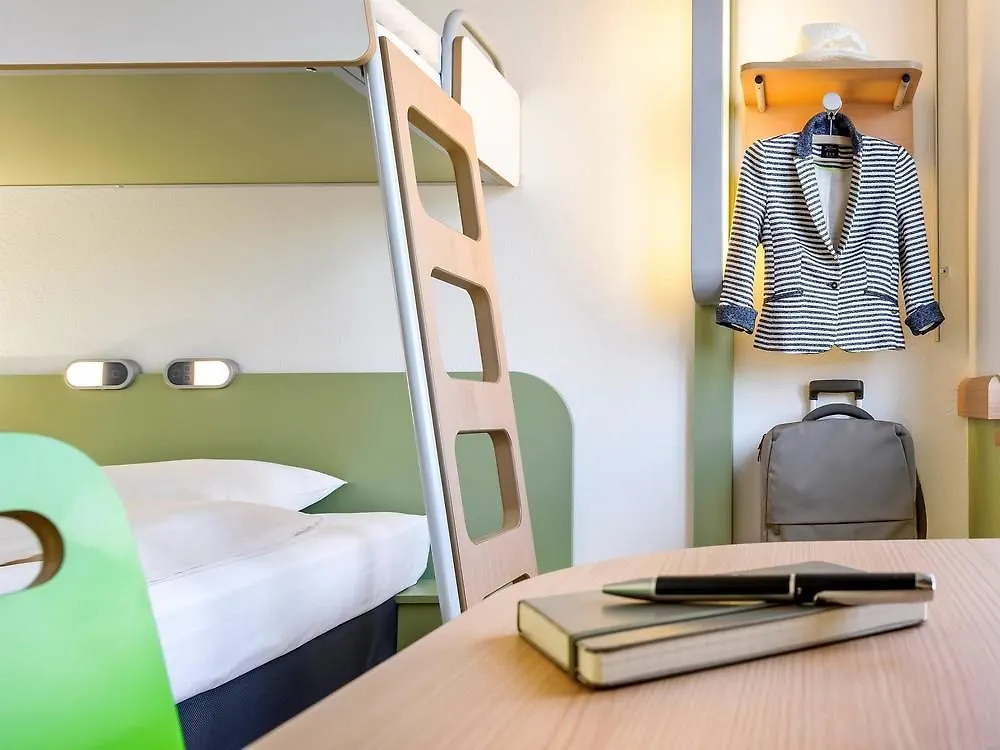 Ibis Budget Paris Porte De Montmartre