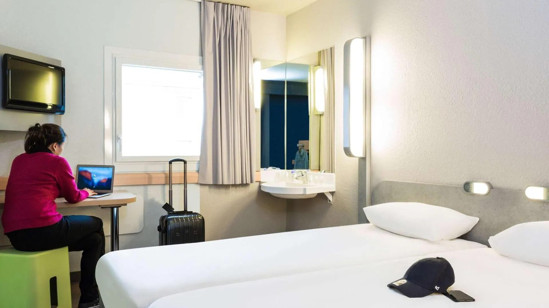 Ibis Budget Paris Porte De Montmartre מלון סן-קואן
