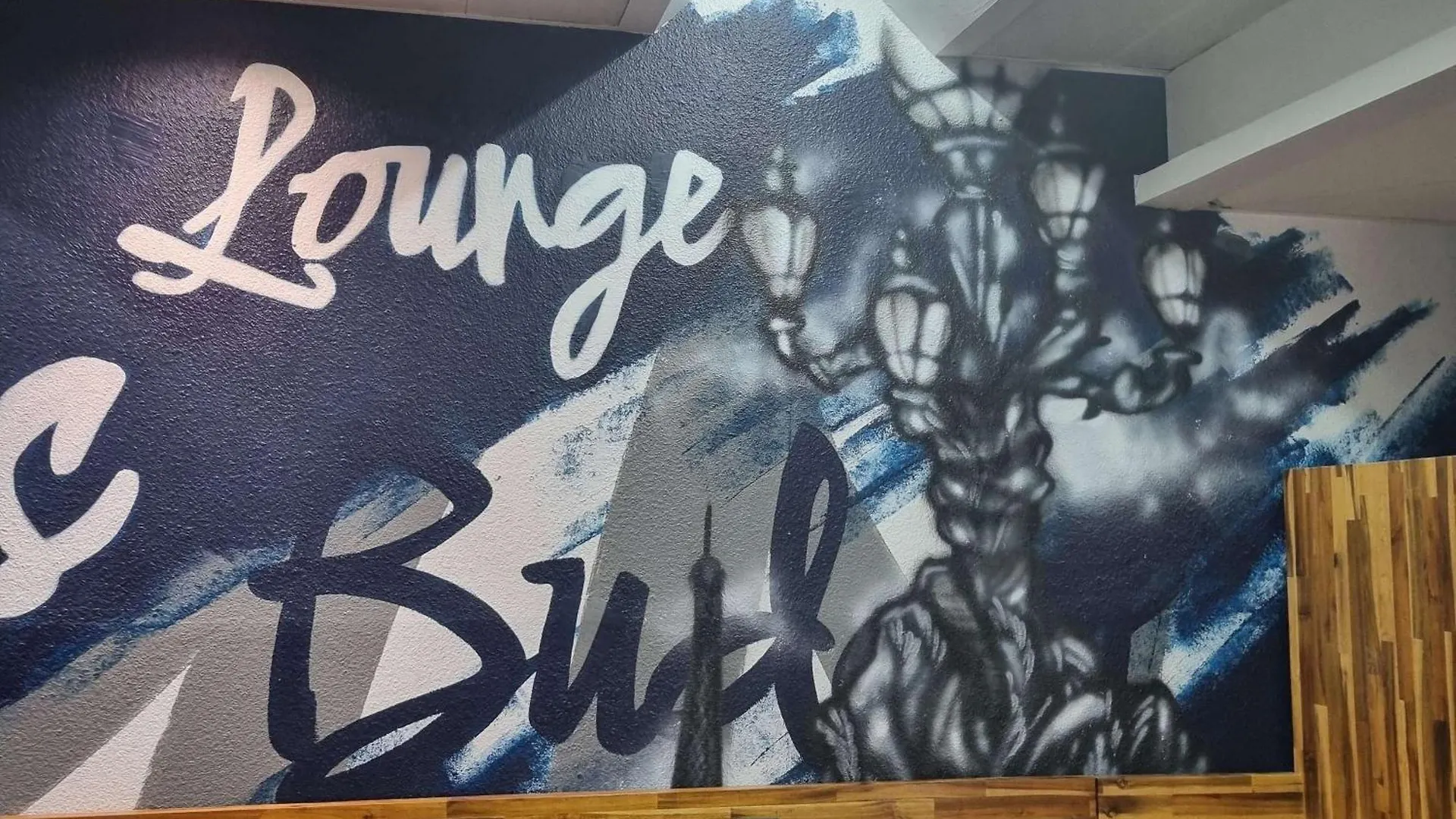 מלון Ibis Budget Paris Porte De Montmartre 2*