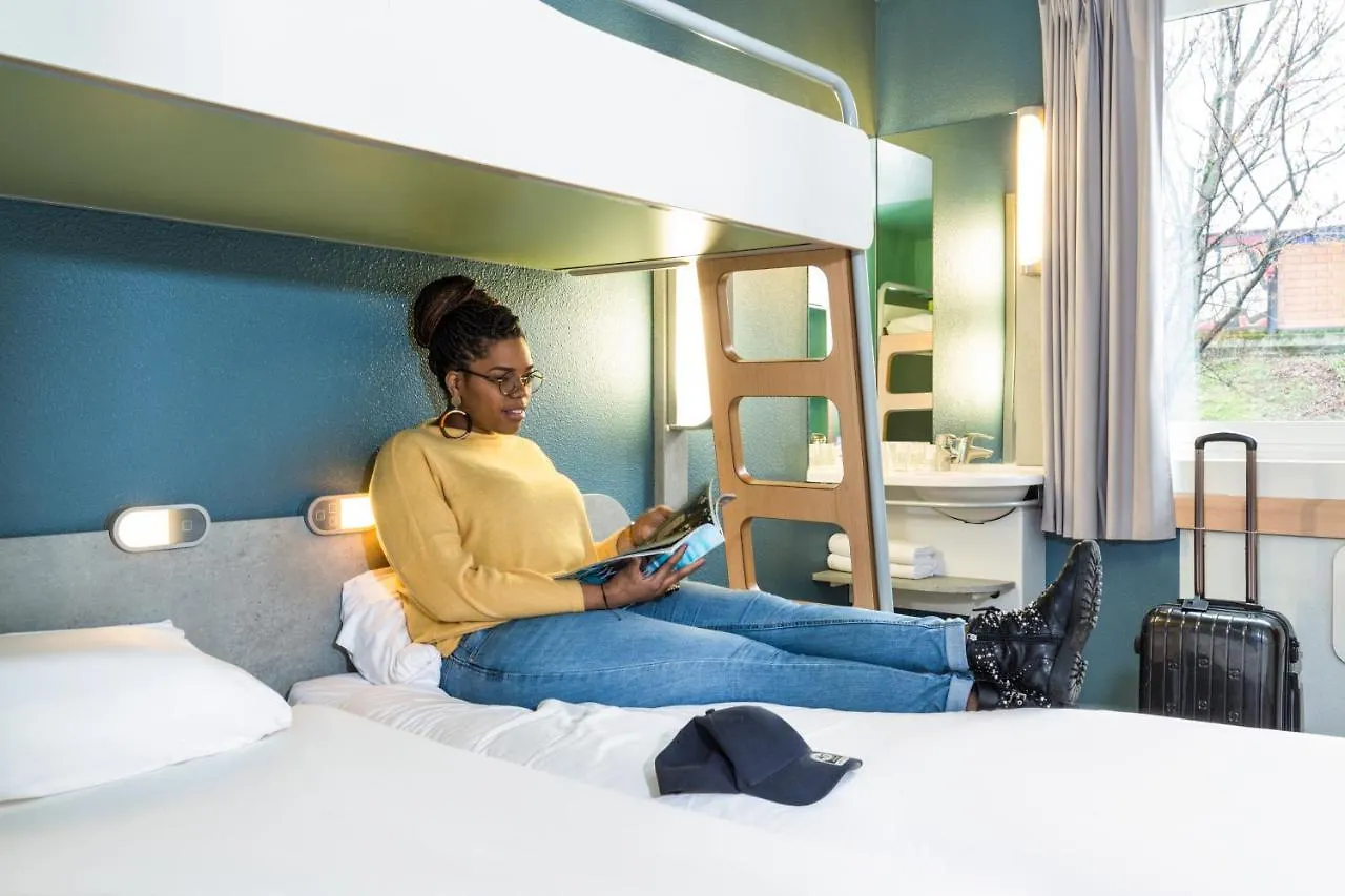 מלון Ibis Budget Paris Porte De Montmartre 2*