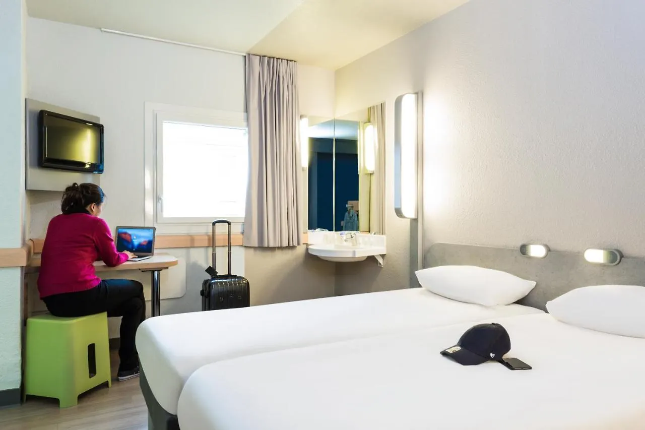 Ibis Budget Paris Porte De Montmartre