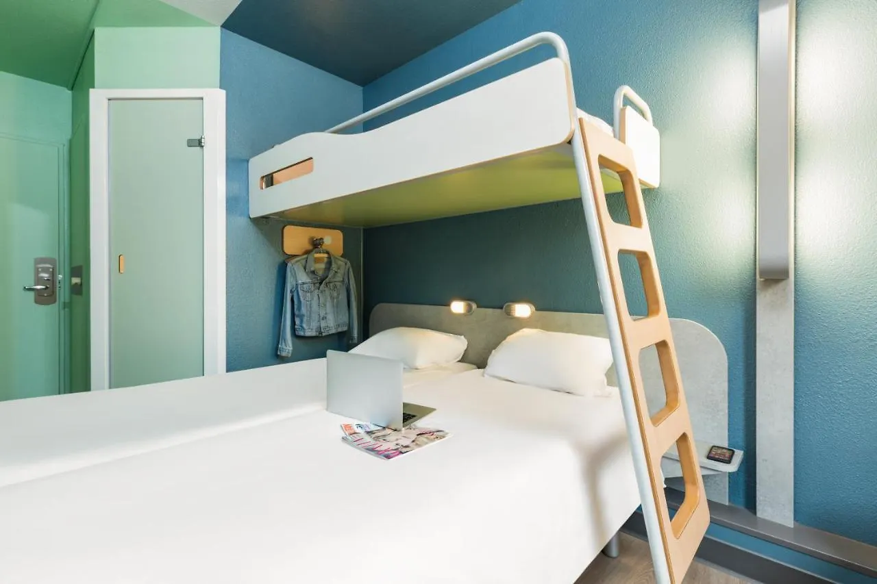 מלון Ibis Budget Paris Porte De Montmartre